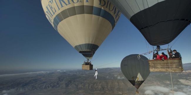 Balloon Highline 650 325 2