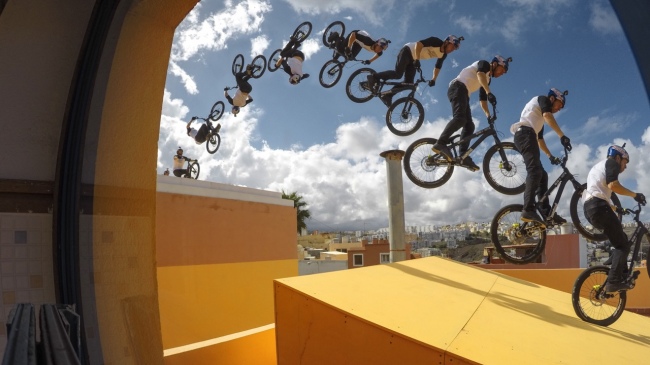 Danny MacAskill Cascadia