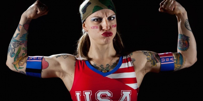 Derby Crazy Love Suzy Hotrod Gotham Roller Derby photographer Jules Doyle Courtesy Red Queen Productions 650 325